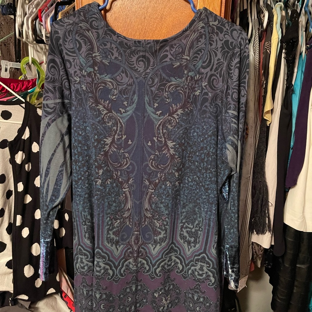 Multi colored top - Picture 2 of 3